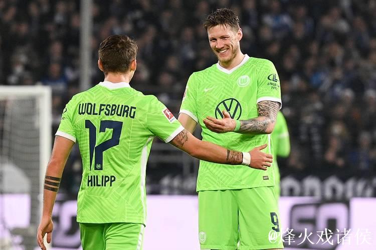 法兰克福1-1沃尔夫斯堡，岑特首开纪录，巴舒亚扳平比分